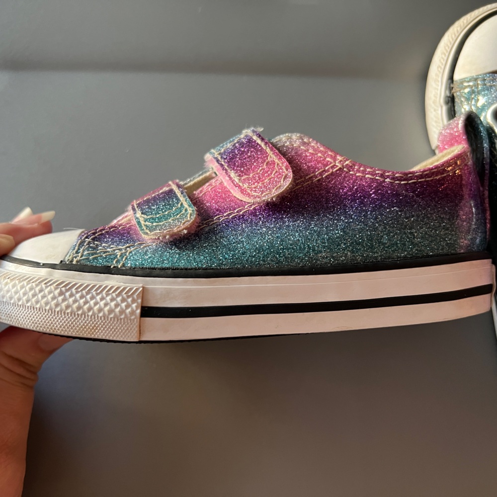 Glitter converse size 8C